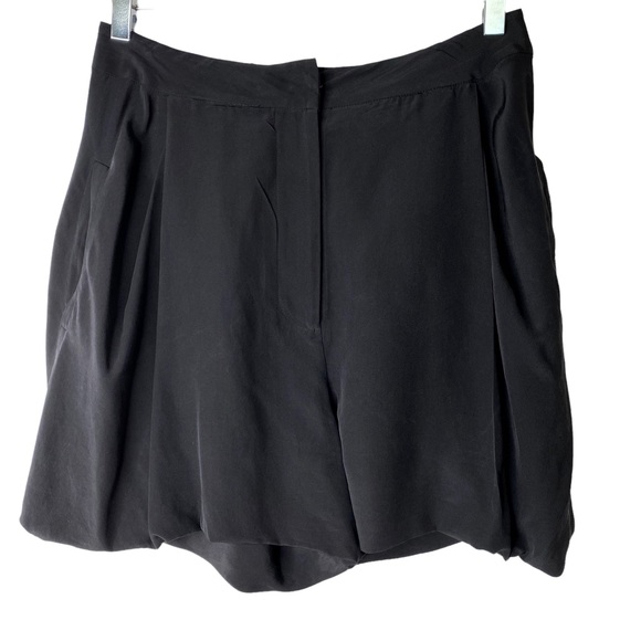 Alexander Wang Silk Black High Waisted Pleated Dress Shorts Size 8 - Picture 2 of 7